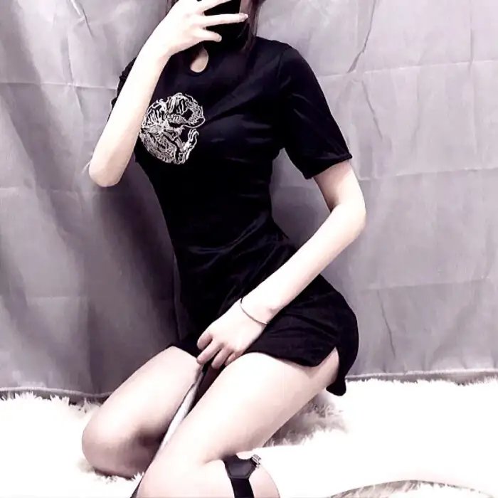 邱少云